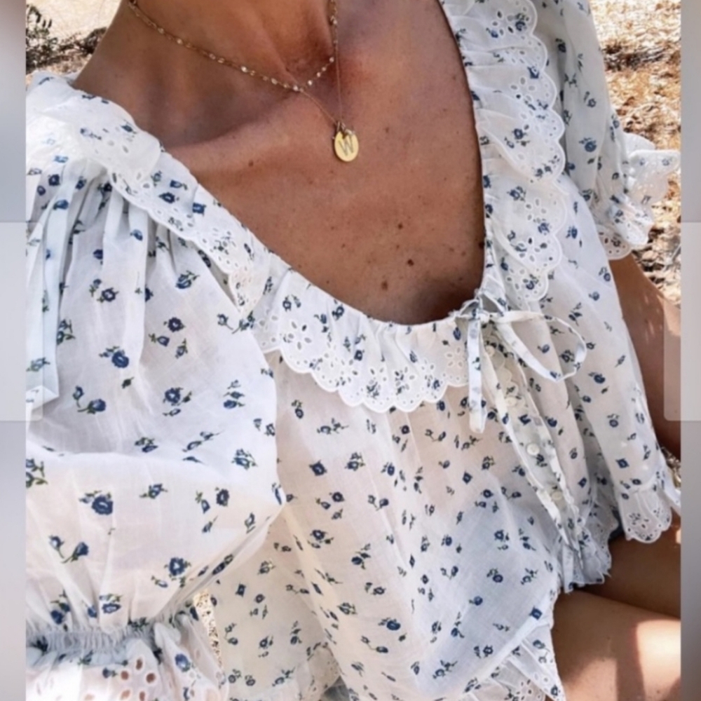 Doen Lazuli Top Sweetpea Floral EUC